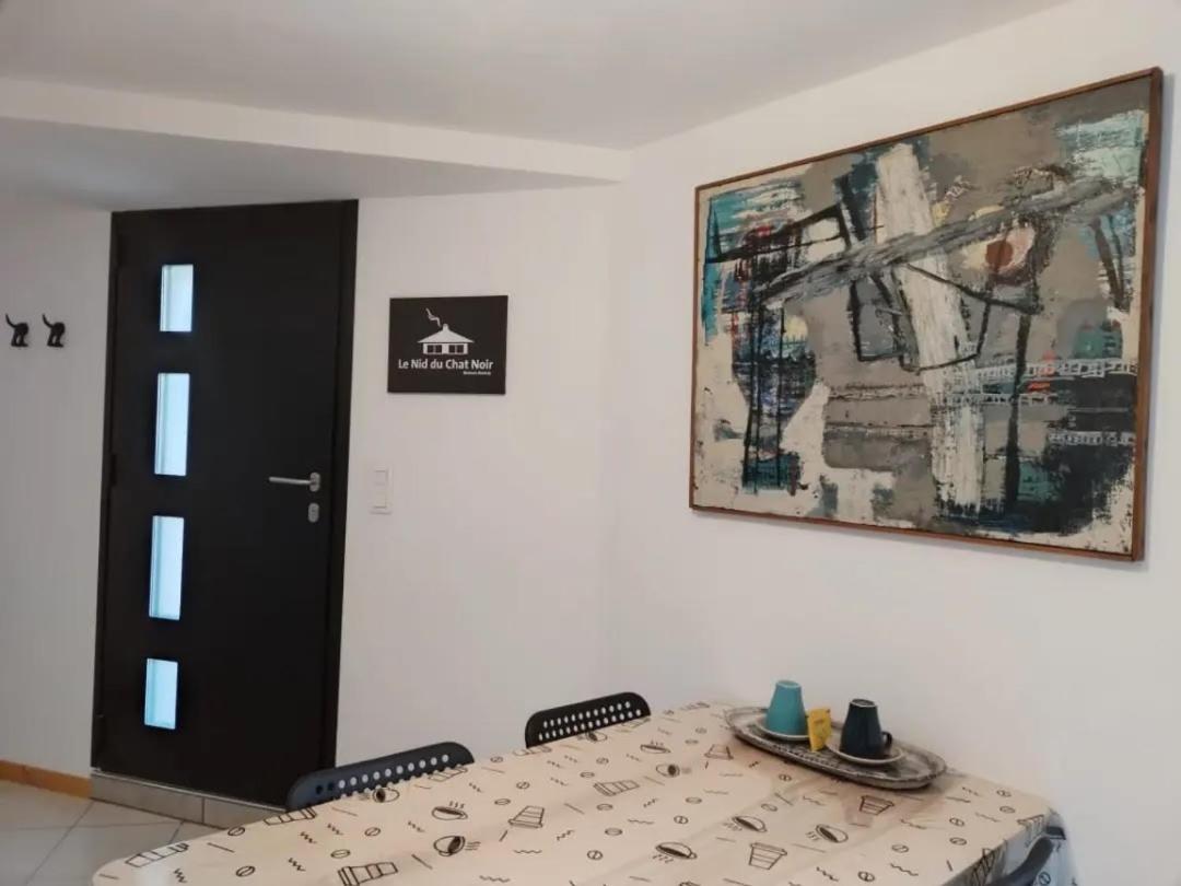 Le Nid Du Chat Noir - Maison Alveole Bed And Books Sciez Exterior photo